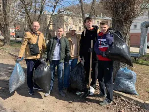 Сотрудники Нижегородской ГЖИ приняли участие в экологическом субботнике «ЭкоДружно» в Нижнем Новгороде