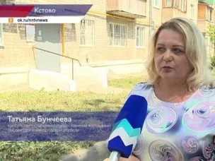После обращения в ГЖИ жителям дома №17 по улице Школьной в Кстове отремонтировали подъезд