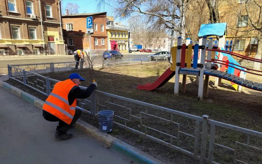 Специалисты Госжилинспекции проверили качество уборки в 102 дворах в Нижнем Новгороде