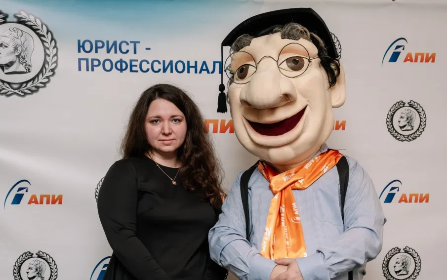 Заместитель начальника правового отдела Госжилинспекции Нателла Усякая второй год подряд стала номинантом ежегодного регионального конкурса «Юрист-профессионал».